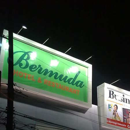 Bermuda Hotel Mandaluyong Zewnętrze zdjęcie