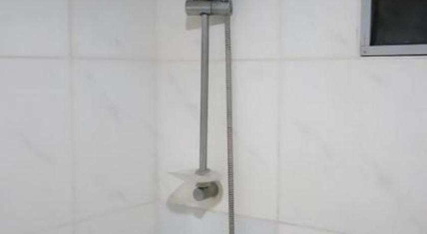 Bermuda Hotel Mandaluyong Zewnętrze zdjęcie